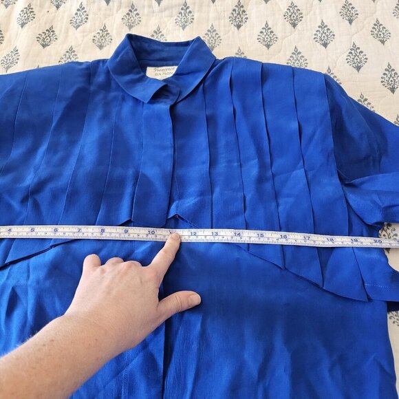 Francesca of Damon Starington Silk Blouse — Royal Blue, Pleated Front, Sz 6 - Picture 13 of 16